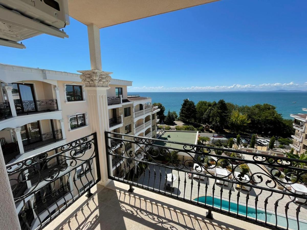 Luxury Penthouse Apartments At Valencia Gardens Burgas Exterior photo