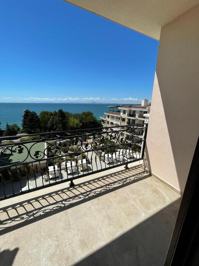 Luxury Penthouse Apartments At Valencia Gardens Burgas Exterior photo