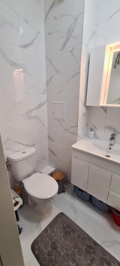 Luxury Penthouse Apartments At Valencia Gardens Burgas Exterior photo